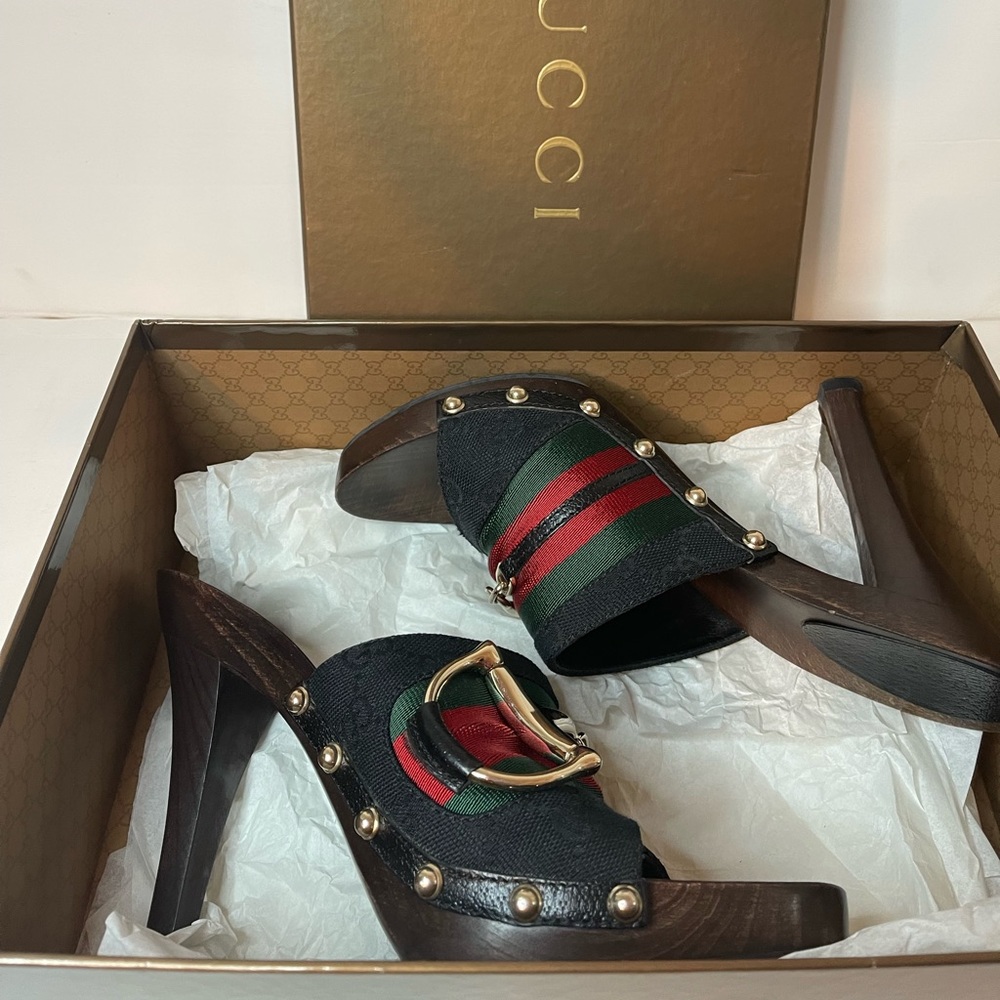 Women’s Gucci Shoes size 8